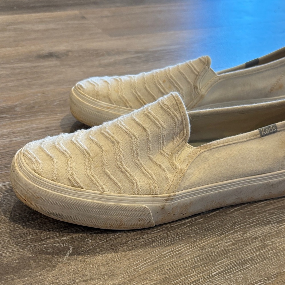Keds Off-White Textured Slip-Ons